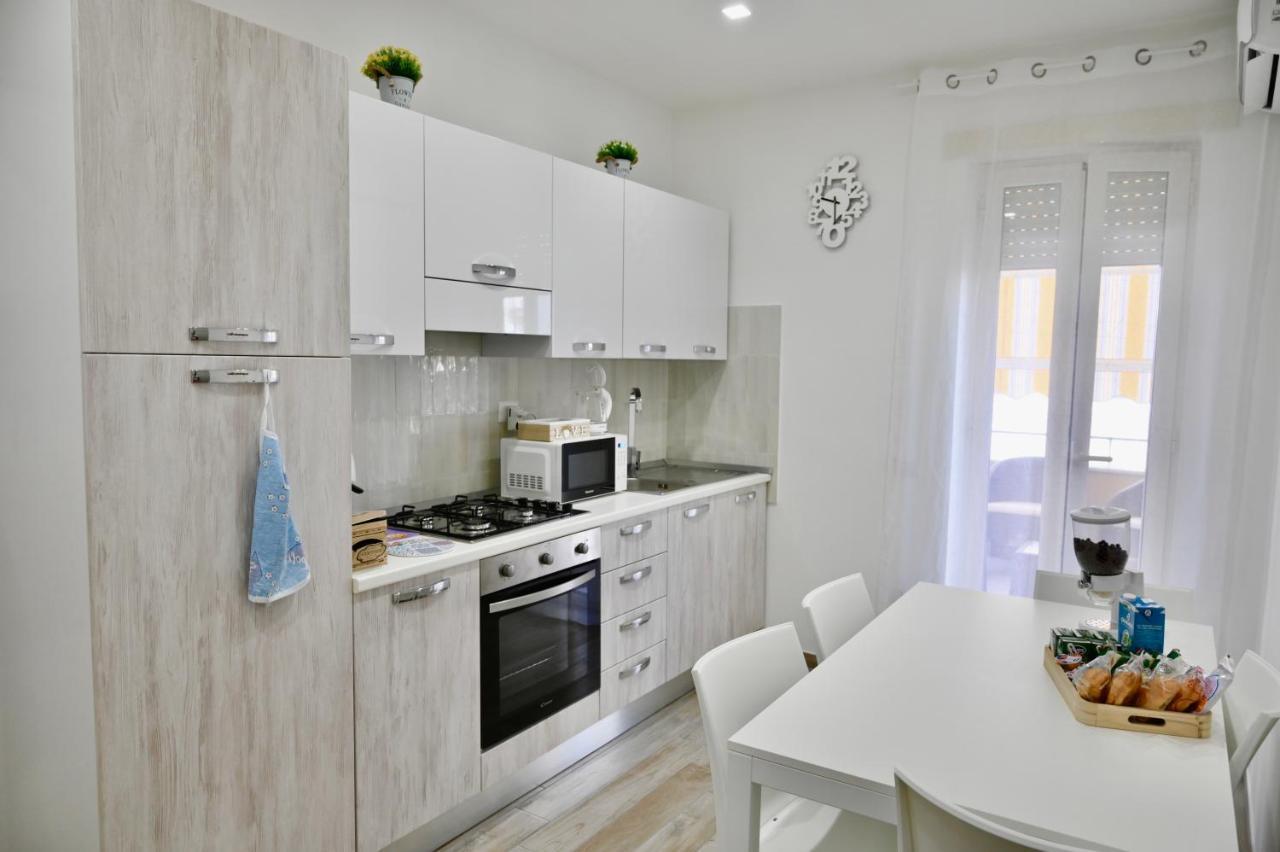 Naples Home 11 Екстериор снимка